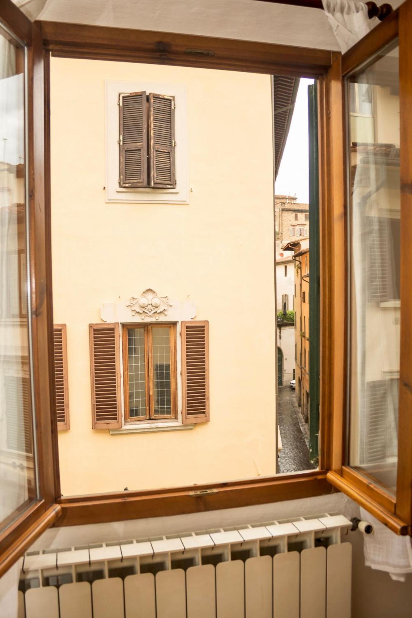 Vintage Apartments In The Heart Of Флоренция Екстериор снимка