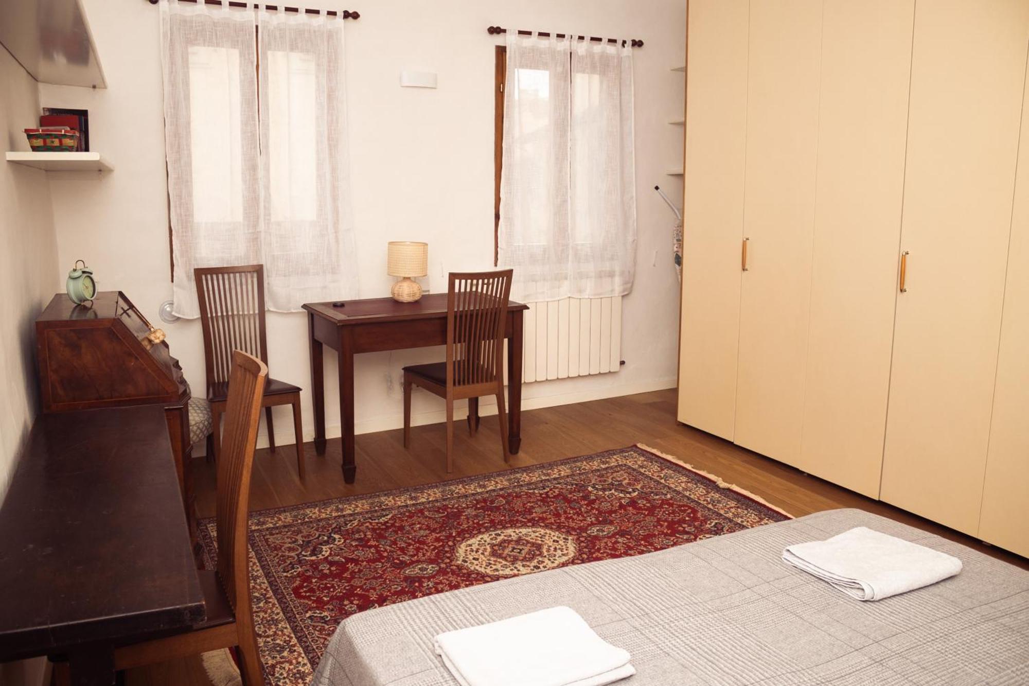 Vintage Apartments In The Heart Of Флоренция Екстериор снимка